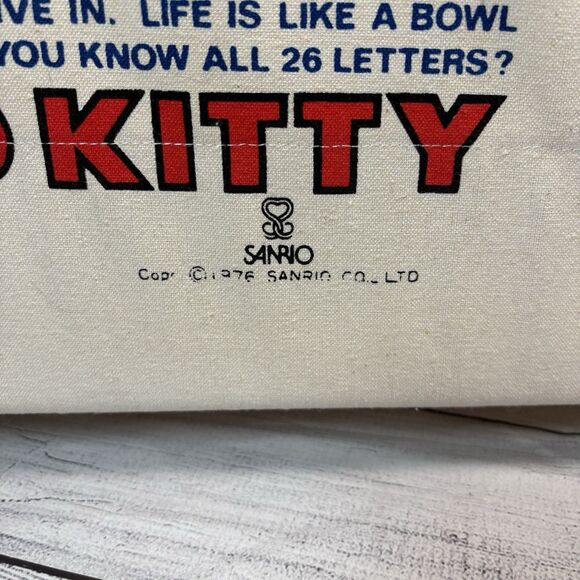 Vintage 1976 Sanrio Hello Kitty A B C Magazine Book Toy Storage Rack Bin 19"x21" - Picture 2 of 11